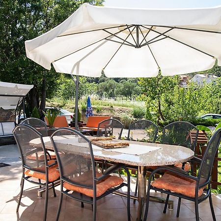 Apartman Mira I Denis Supetarska Draga Exterior foto